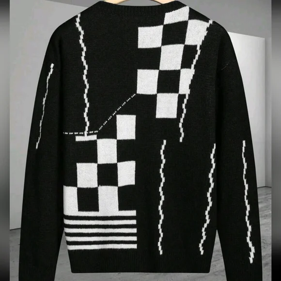 Men's Loose Fit Plaid Pattern Cardigan Sweater - Picture 6 of 6